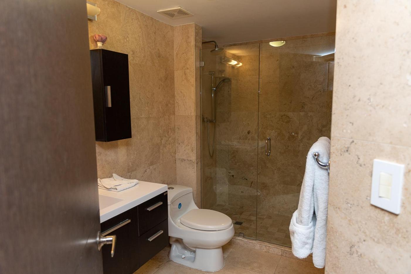 Star Oasis Condo شاطئ بالم المظهر الخارجي الصورة